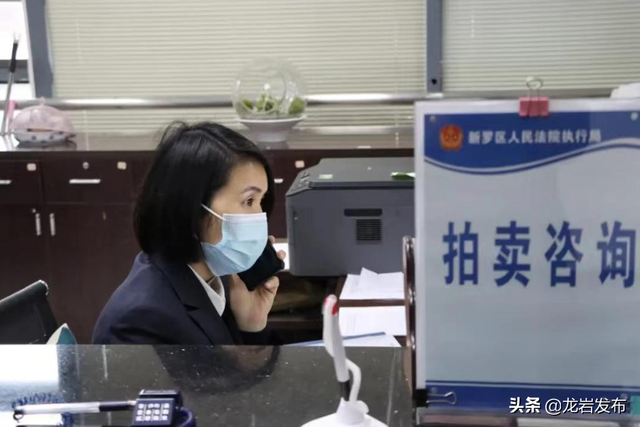 如何快速补办房产证，怎么样补办房产证（龙岩无证房产处置遇难题咋办）