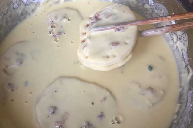 年夜饭怎么做炸货，过年吃的炸货（8道过年必备炸货）