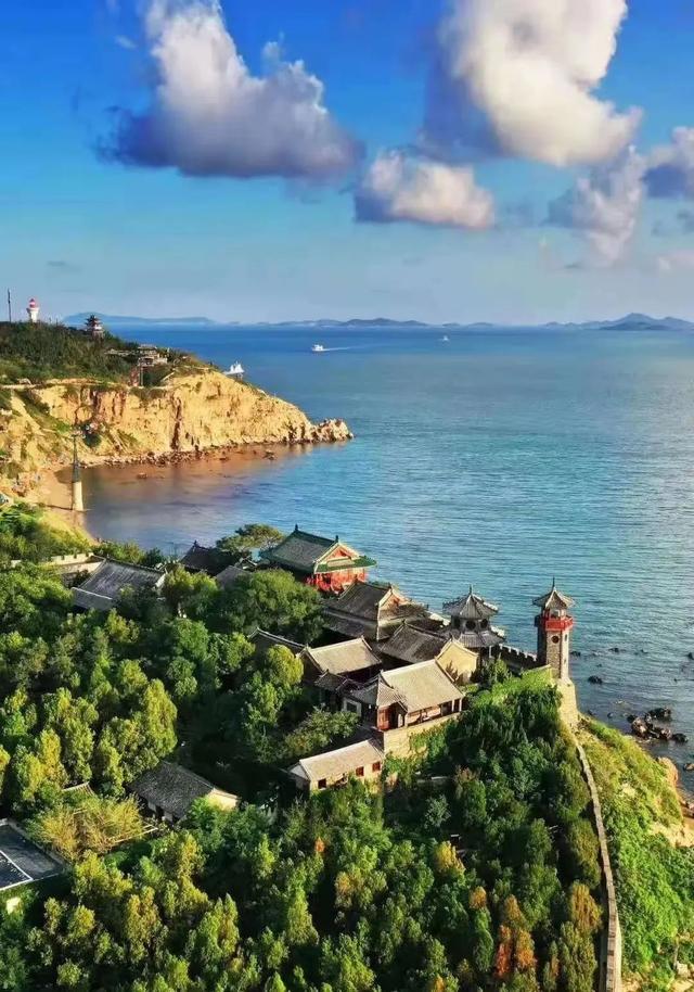 适合暑假去旅游的海边城市(山东的夏日密码就藏在海边)