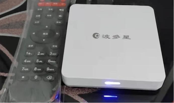 天猫魔盒怎么看电视直播(安装天猫魔盒如何下载电视直播)