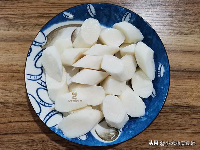 山药是否能生吃 山药生着吃好还是熟着吃好，山药是否能生吃（山药买回家别随意放）