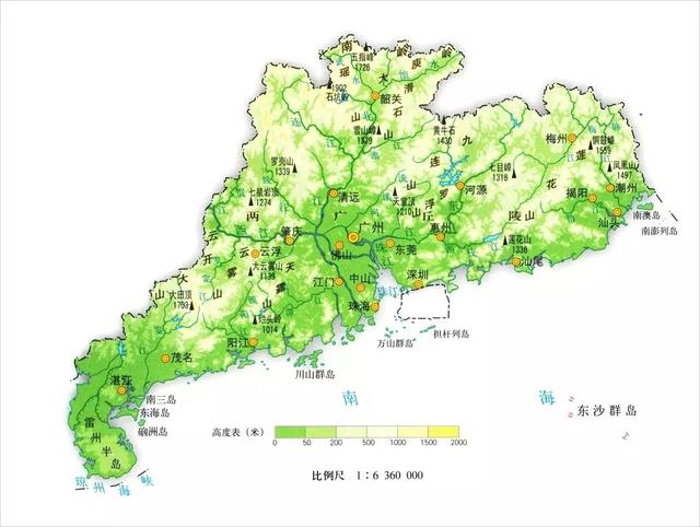 广东省地形特征：以山地、丘陵地形为主，珠江三角洲地区地势低平