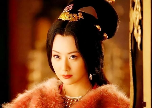 萧太后嫁了几次，萧太后嫁了几次皇后（年过半百仍被争抢是真的吗）