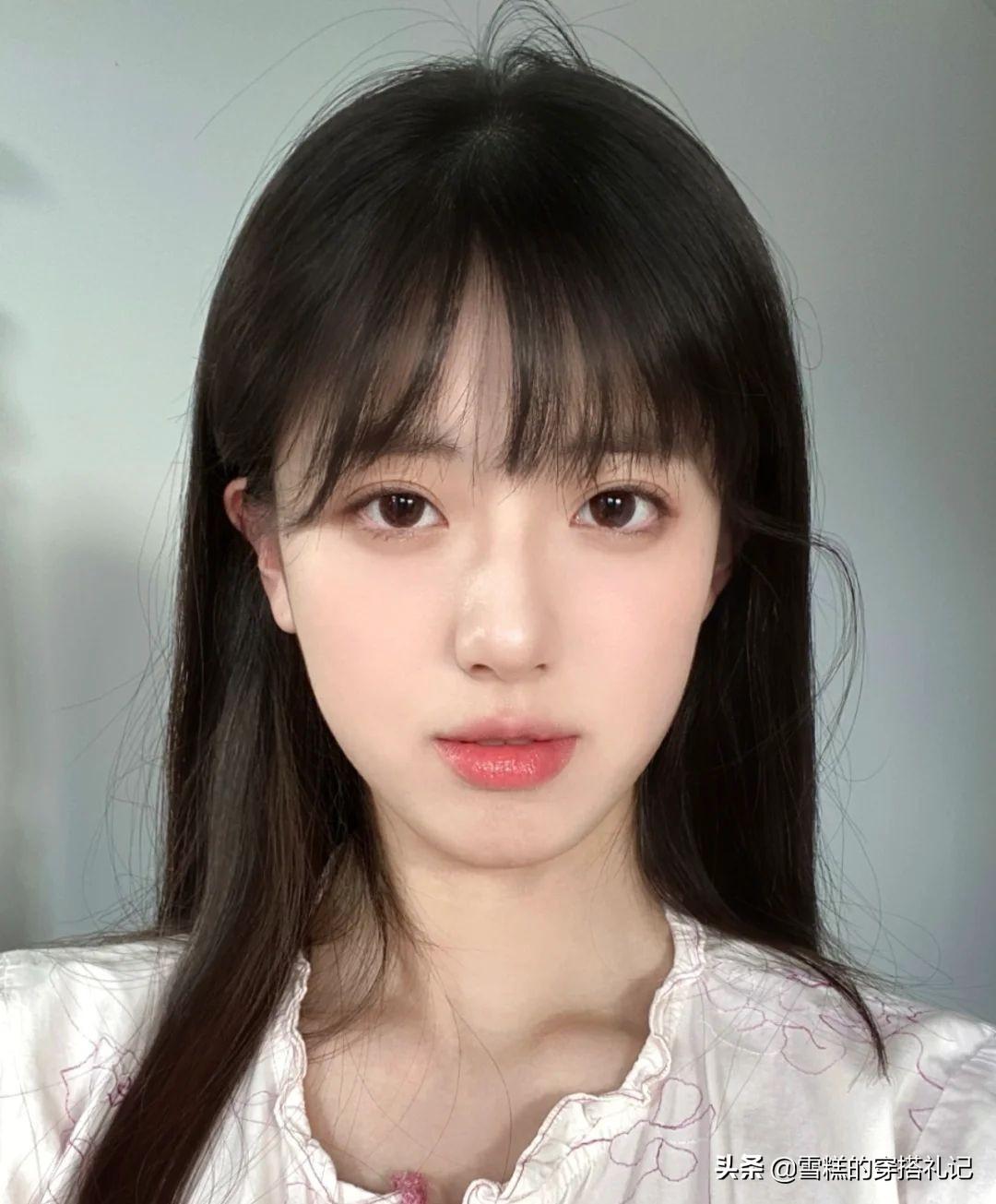 脸出油了可以用散粉补妆吗，脸出油了可以用散粉补妆吗（出门也尽量化淡妆）