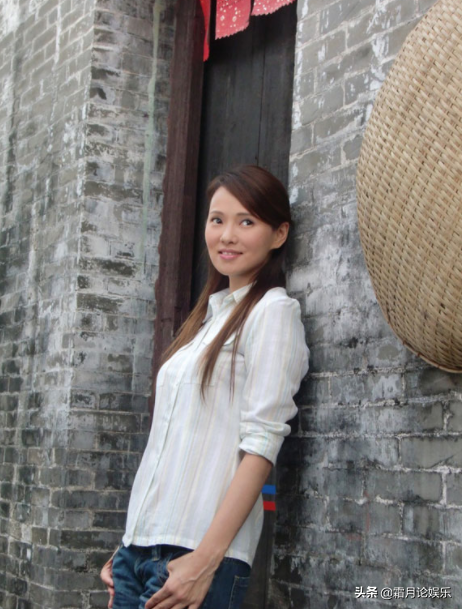 离婚13年后，再看伊能静，才明白她当年为何离开庾澄庆嫁给秦昊