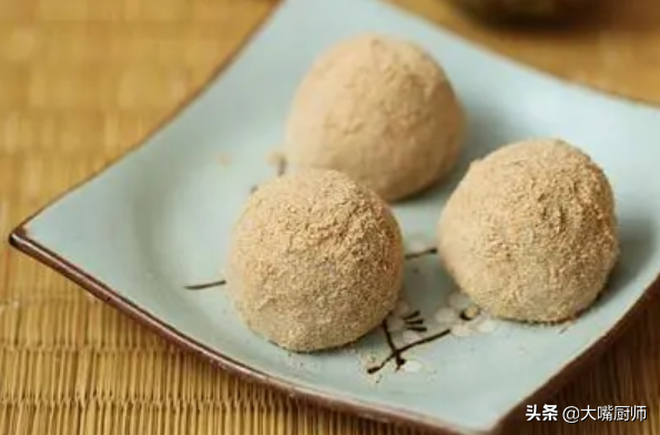 元宵节特色美食介绍，元宵节特色食物（8种传统食物别忘了吃）