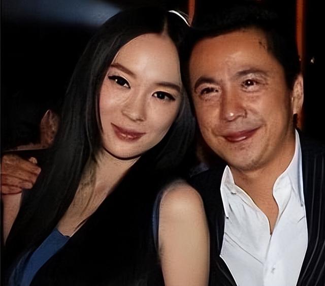 霍思燕和黄奕关系好不好，手撕黄奕傍上华谊老总