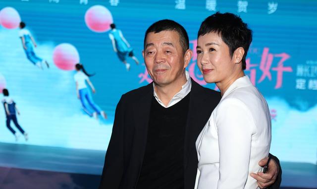 顾长卫张静初关系，曝蒋雯丽包养2名男大学生