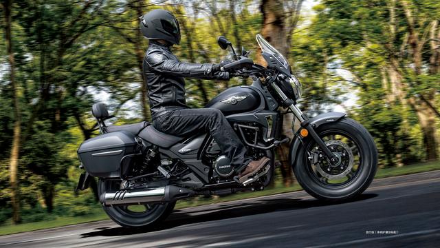 哈雷摩托车，哈雷摩托车官方旗舰店（现在有哪些车型推荐）