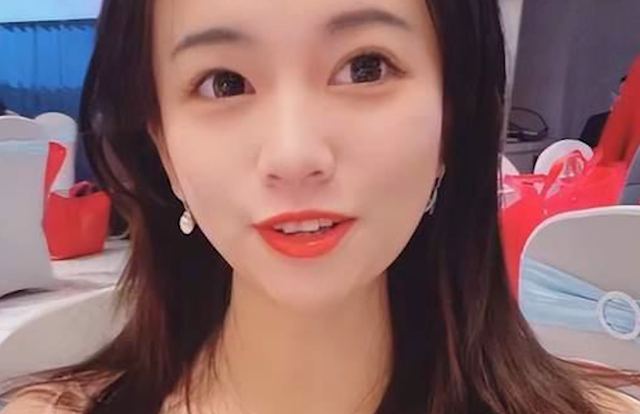 伴娘必须是未婚吗，已婚闺蜜可以做伴娘吗（00后女生当41次伴娘）