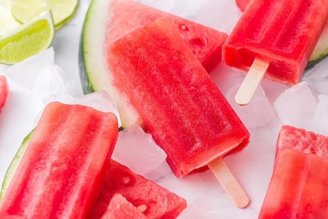 西瓜可以做成什么美食，西瓜能做成什么美食（盘点简单易做的各种西瓜食谱）