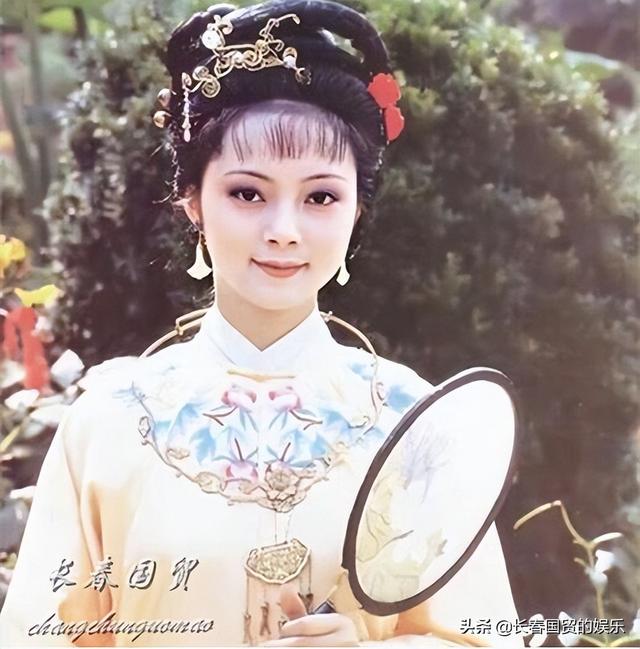 张莉个人资料简介，薛宝钗张莉个人资料（57岁“薛宝钗”张莉近照曝光）