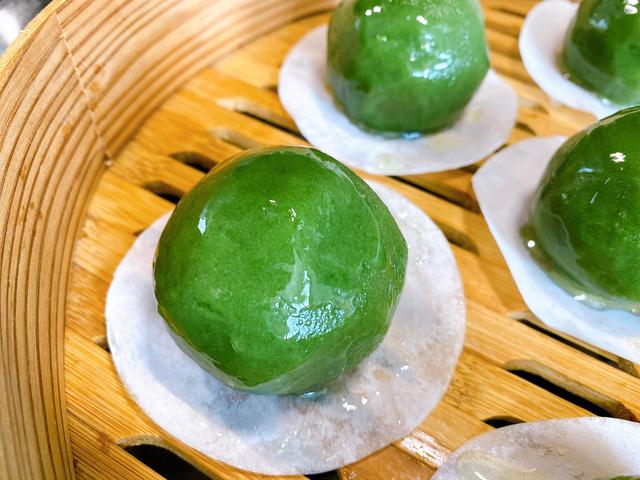 艾叶和艾草一样吗，干艾叶和湿艾叶功效一样吗（哪一种是你心中最好的味道）