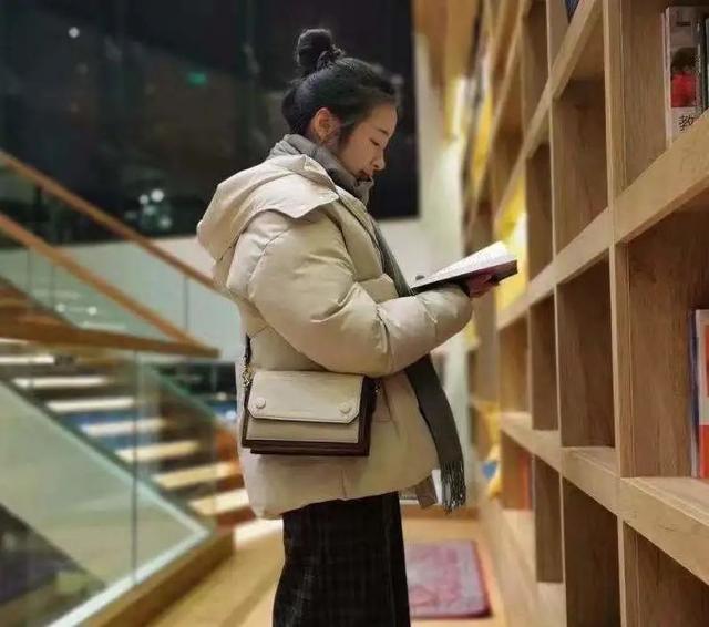 四川大学锦城学院图书馆，四川大学锦城学院排名2021最新排行榜第13名（锦城学院让我懂得永恒的努力才是硬道理）