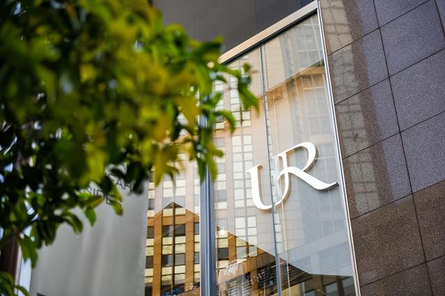 ur是哪个国家的牌子，ur是哪个国家的牌子衣服（从默默无闻到全球开店）