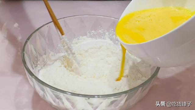 擀面条怎么和面，手擀面怎么做才劲道（做手擀面时）