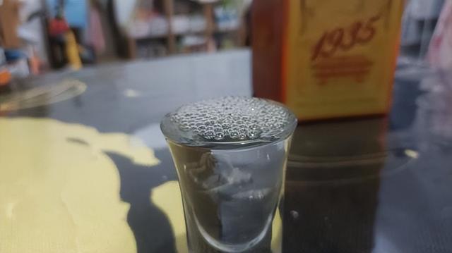 中国名酒排行榜前十名，中国名酒排行榜前二十名（茅台为何只排第5名）