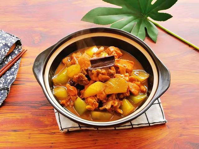 鸡肉最佳搭配蔬菜，鸡肉和什么菜搭配最好（鸡肉和它搭配真香）