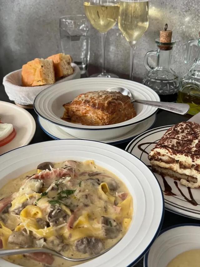 北京小吃一条街，北京有名的便宜小吃街推荐（在北京竟然能一条街吃遍全世界）