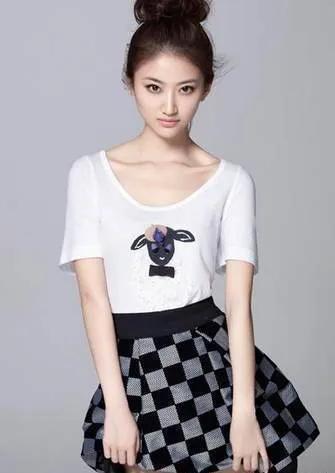 星光灿烂影视公司，成龙和刘烨演的是什么电影（在景甜身上体现的淋漓尽致）