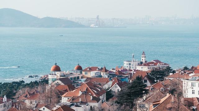 青岛十大必去景点，青岛必去十大景点（青岛免费游玩攻略︱推荐青岛必打卡的10个免费景点）