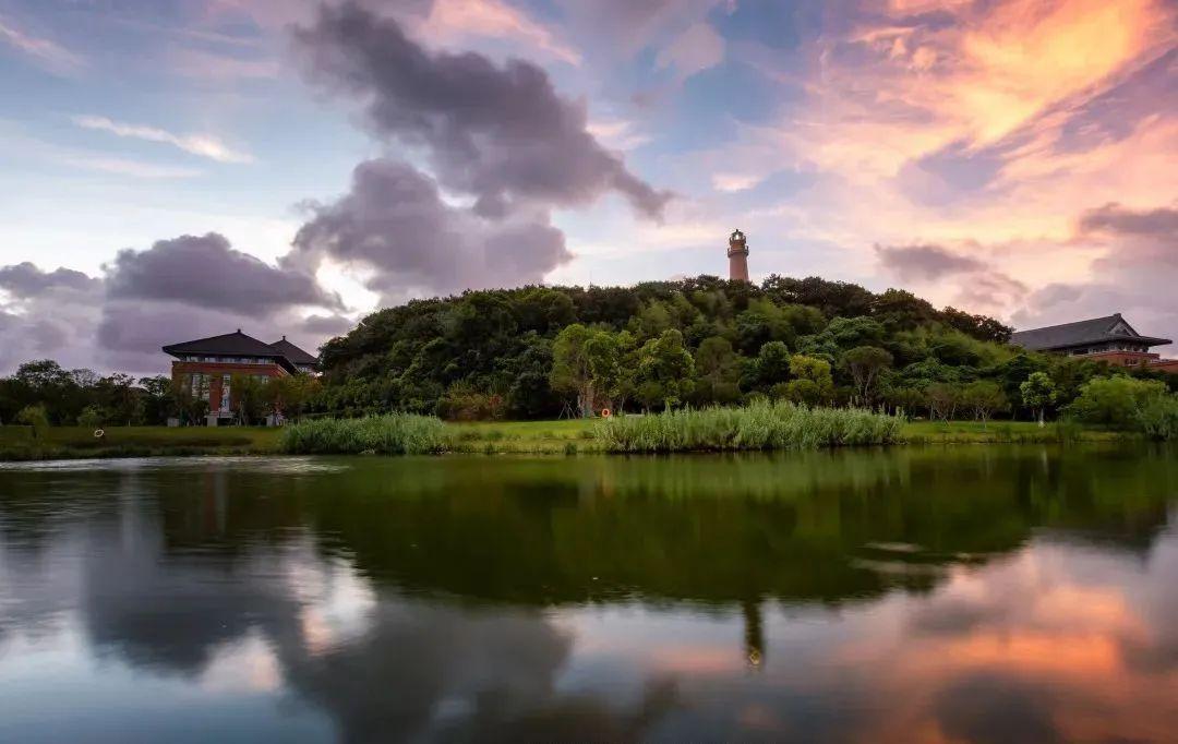 浙江大学主校区(浙江大学各个校区简介)