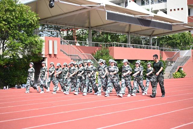 淮安市清浦中学，2020淮安市清浦中学高考喜报成绩、本科一本上线人数情况（清江浦区：无迷彩，不青春）