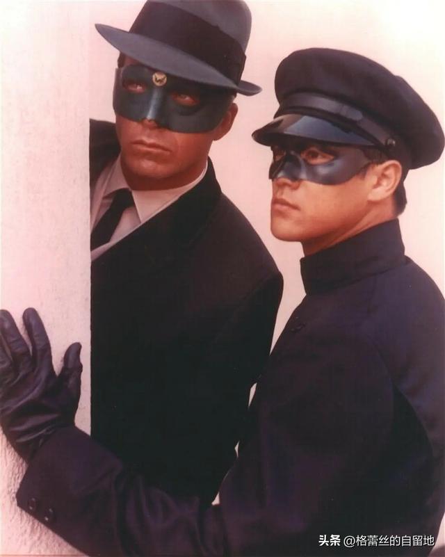 叶问几岁收的李小龙，叶问多少岁收李小龙为徒（李小龙：先天缺陷不宜习武）