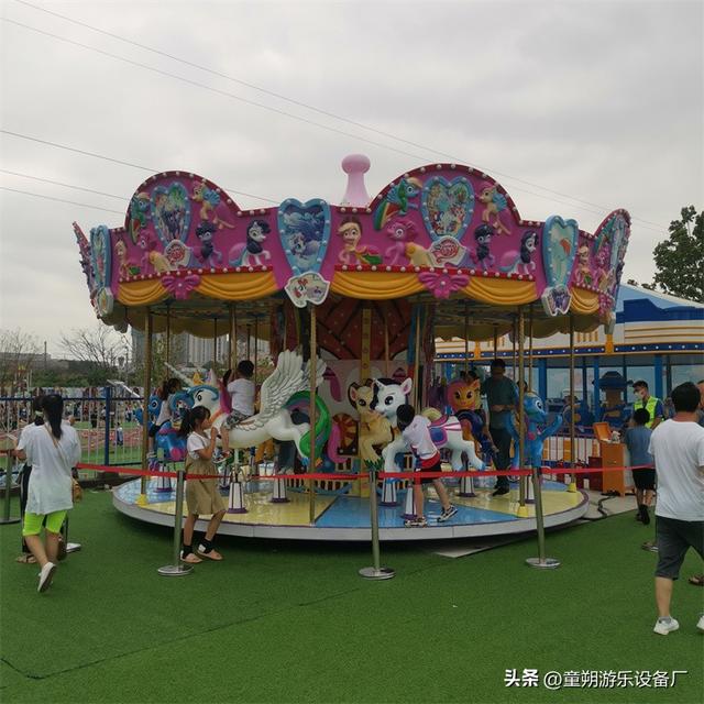 小孩玩的游乐场设备有哪些，儿童游乐场设备都有哪些呀（景区常见的室外儿童游乐设备有哪些）