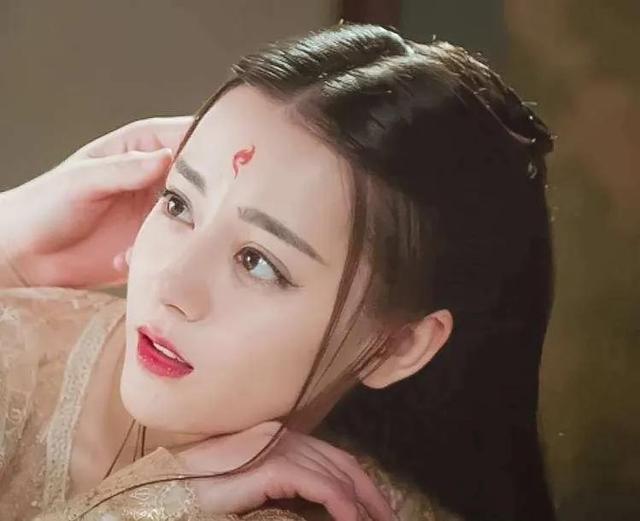 明星美女排名2020最新排名，明星美女图片微信头像（娱乐圈“人气女明星排行榜”）