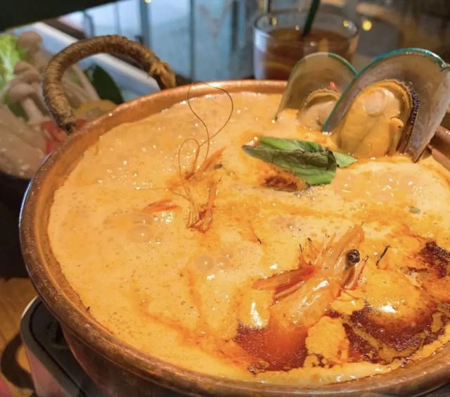 冬阴功汤的功效，冬阴功汤的功效与作用（那就在花都喝冬阴功解下瘾）