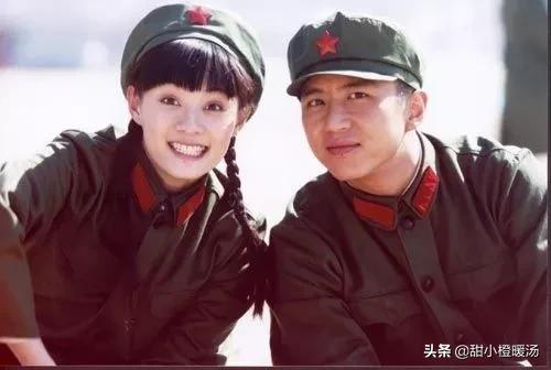 看小说《幸福像花儿一样》