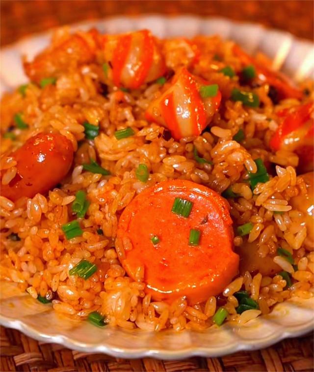 懒人焖饭怎么做，懒人焖饭不放菜怎么做（分享六款懒人焖饭）