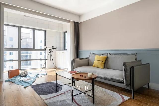 家具颜色搭配的技巧，室内家具颜色搭配的技巧（沙发颜色跟着这5条技巧走）