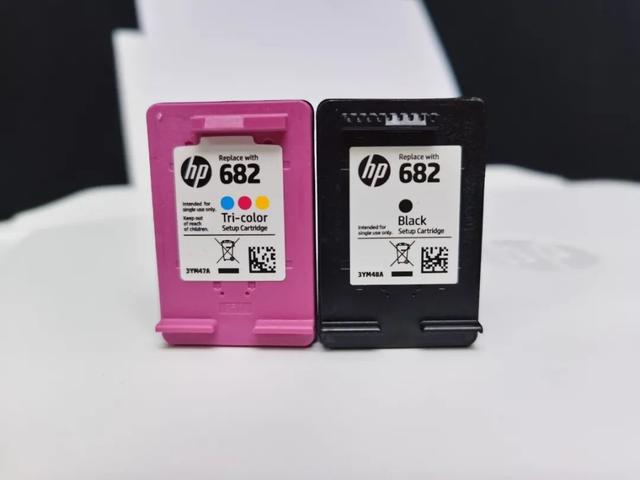 惠普打印机怎么换墨盒，惠普打印机墨盒（不同墨盒更换方式~保准你一看就会）