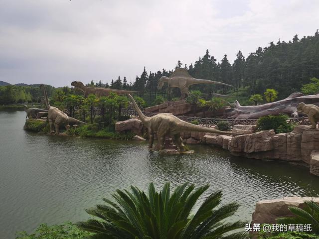 十一假期出游可畅玩银杏湖乐园，湖光山色风景迷人