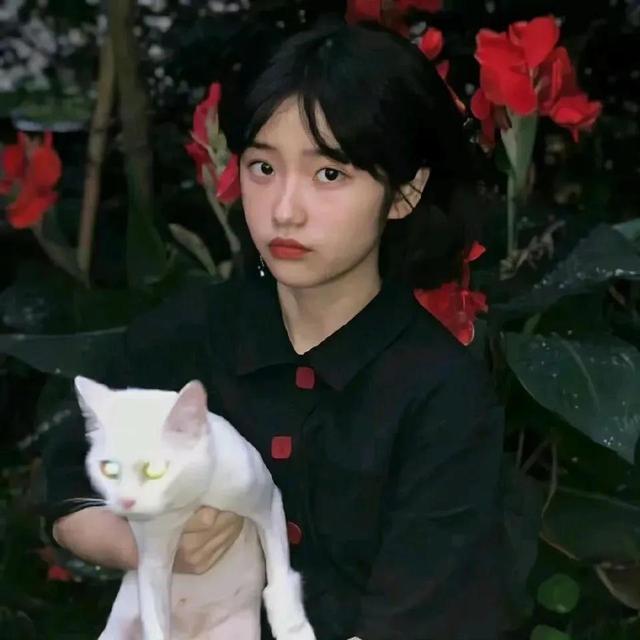 情侣头像，酷酷又拽微信，情侣头像，酷酷又拽（很酷的真人情侣头像）