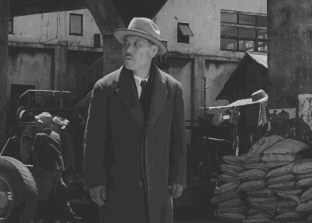 韩国电影活着结局，韩国活着电影的结局是什么（胃癌死前还要继续打工）