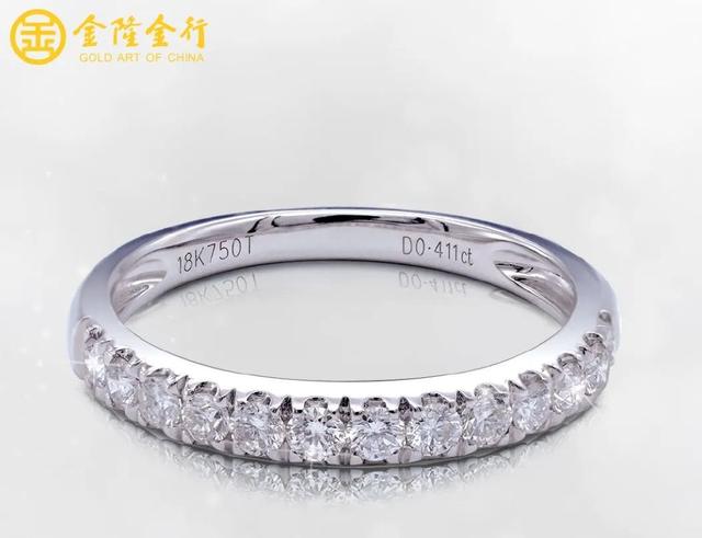 合金项链会掉色吗，合金饰品一般保色多久（掉钻/变形/划痕…黄金珠宝最常见的售后问题有哪些）