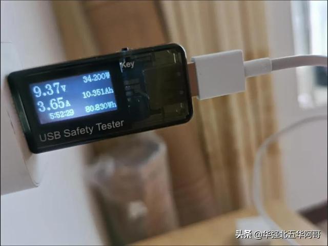 usb电压是多少，usb供电电压是多少（10个人有9个都会理解错USB电流电压表功能）