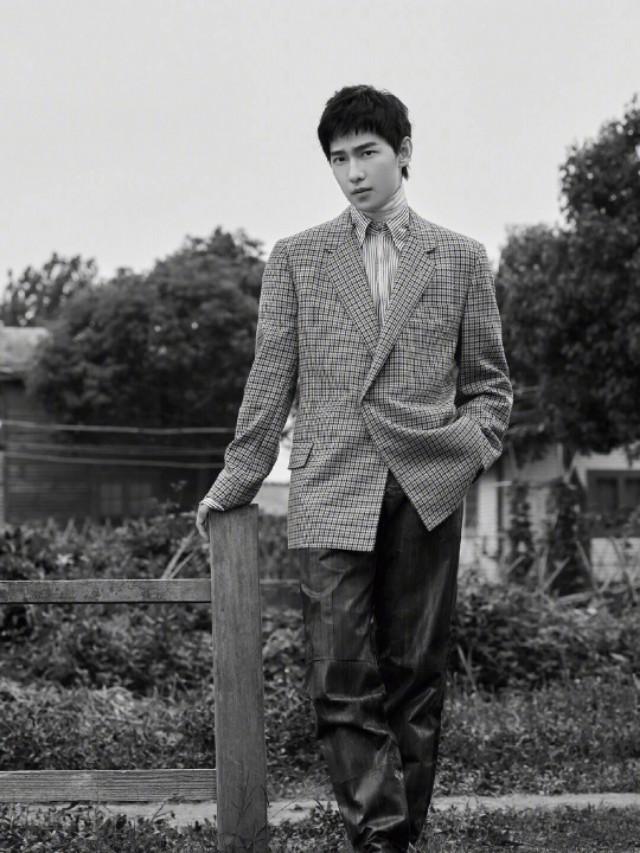 杨洋，杨洋生日2022（杨洋帅气写真图片）