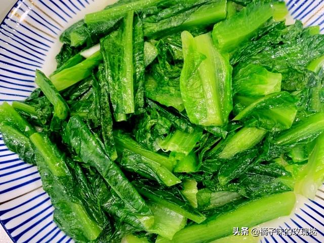 藕带炒什么好吃，藕带怎么炒好吃（超下饭的三道家常菜）