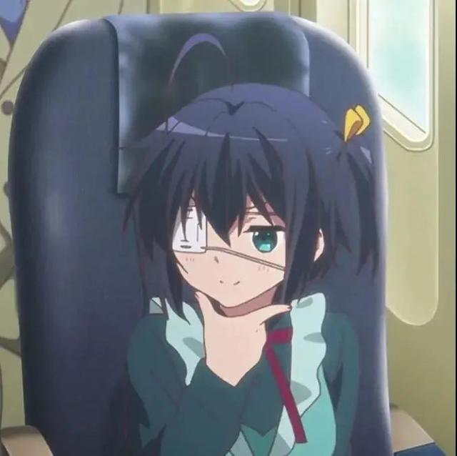 中二病女生特点，中二病也要谈恋爱／动漫女生头像微信（精选中二病也要谈恋爱动漫情侣头像大全）