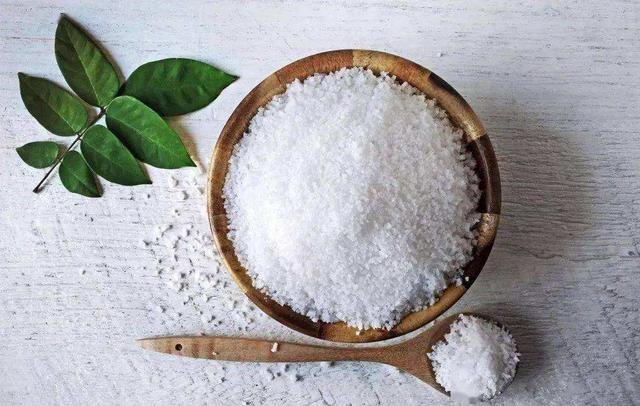 一钱等于3克还是5克，一钱等于多少克（为何很难得到两斤盐水）