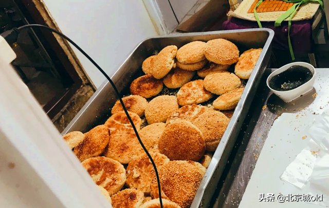 备受好评的肉末烧饼，豌豆黄儿的读音