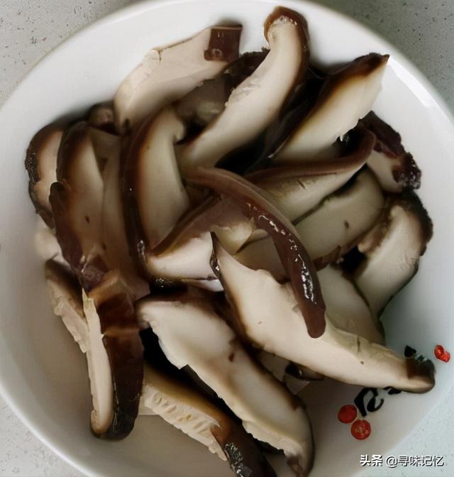 白菜香菇怎么炒，白菜香菇炒饭（香菇炒白菜）