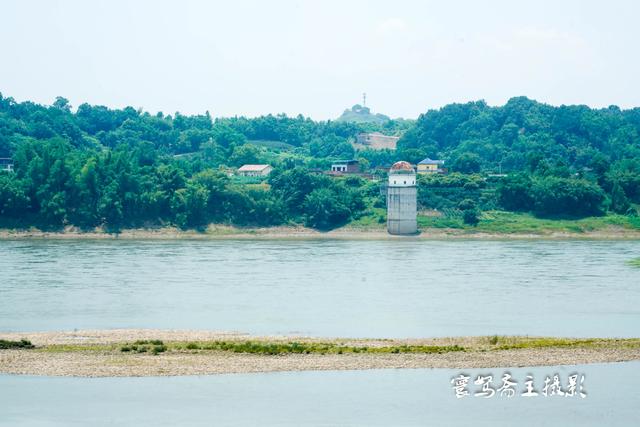 5612次列车，5612次列车时刻表（一路风景优美票价便宜车厢里却空荡荡）