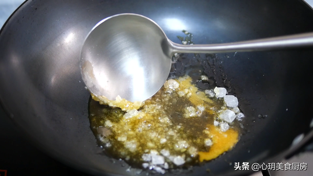秘制！五香茶叶蛋做法，不用酱油，茶香味浓，孩子隔三差五就要吃