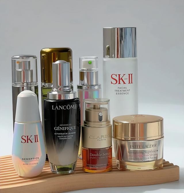 雅诗兰黛属于什么档次，雅诗兰黛在美国是什么档次（雅诗兰黛、兰蔻、SK2哪个好）