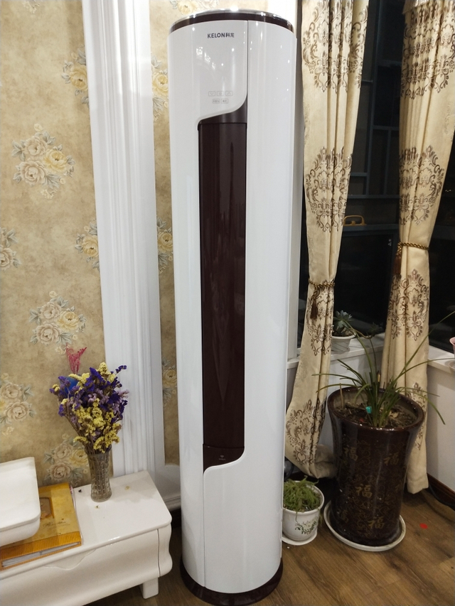 立式空调有哪些优缺点 如何选购立式空调，立式空调有哪些优缺点（选择圆柱形还是方形）